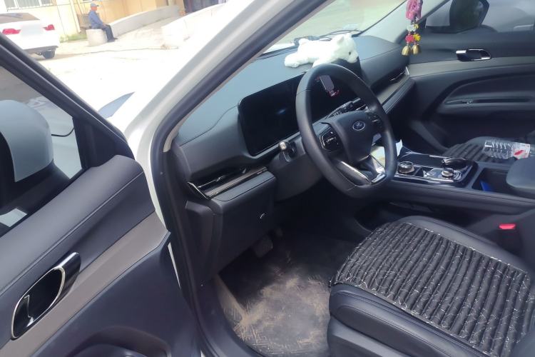 Used Ford Equator Sport 2022 EcoBoost 170 Premier Edition Driver Seat