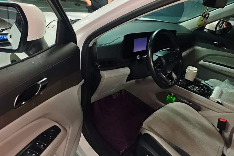 Used Ford Equator Sport 2022 EcoBoost 170 Platinum Edition Driver Seat