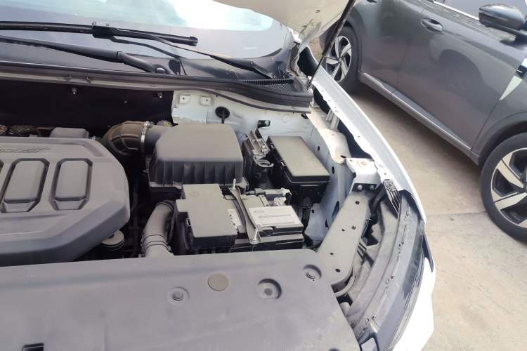 Used Ford Equator Sport 2022 EcoBoost 170 Premier Edition Engine Bay Left