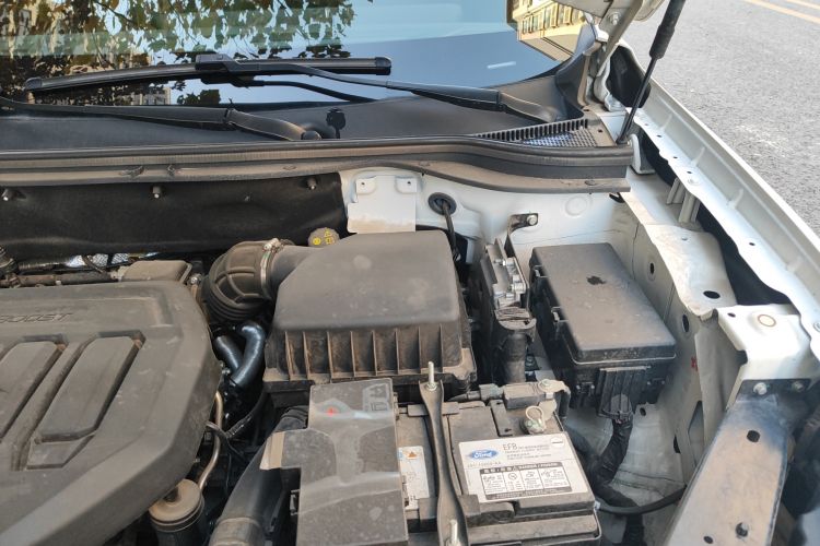 Used Ford Equator Sport 2022 EcoBoost 170 Platinum Edition Engine Bay Left