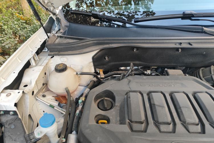 Used Ford Equator Sport 2022 EcoBoost 170 Platinum Edition Engine Bay Right