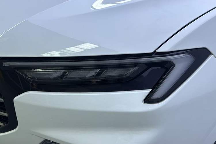 Used Ford Equator Sport 2022 EcoBoost 170 Platinum Edition Exterior 5