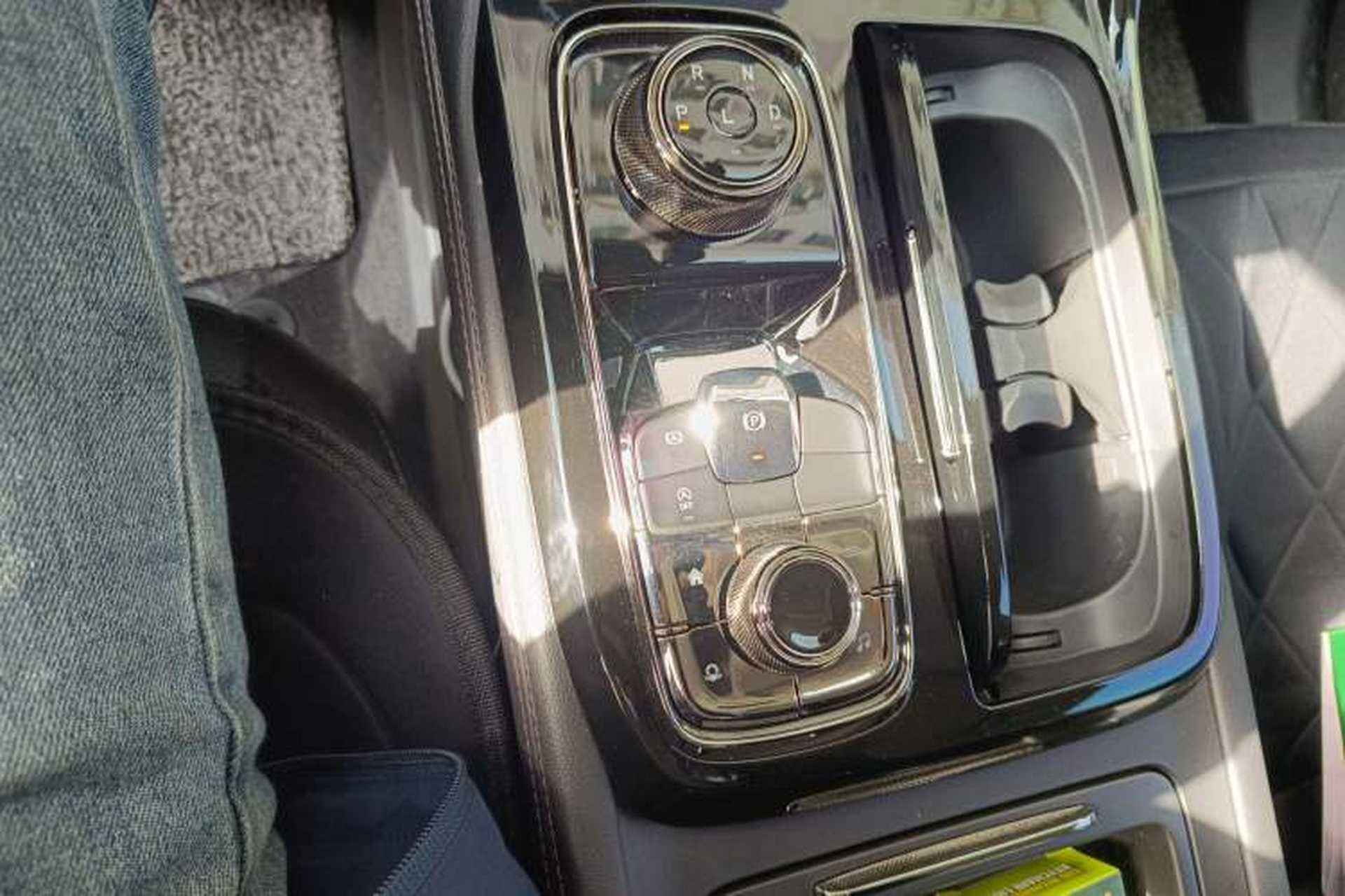 Used Ford Equator Sport 2022 EcoBoost 170 Platinum Edition Gear Lever