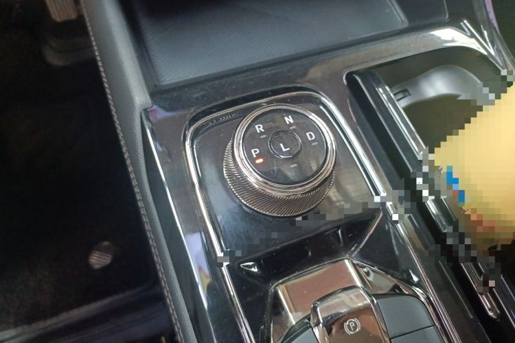 Used Ford Equator Sport 2022 EcoBoost 170 Premier Edition Gear Lever