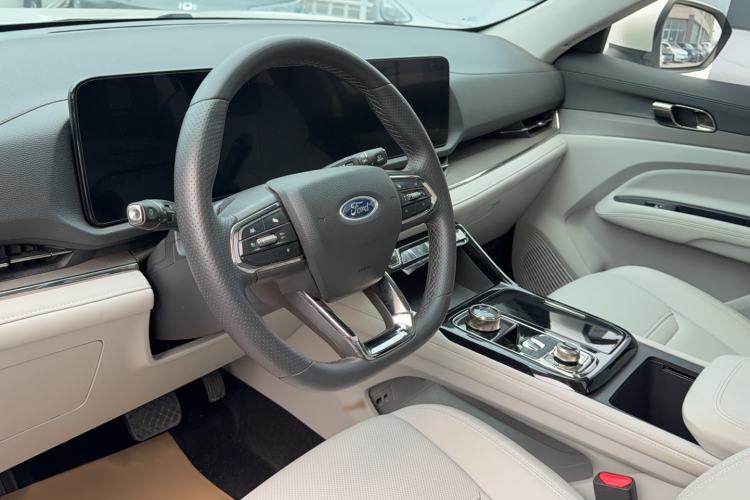 Used Ford Equator Sport 2022 EcoBoost 170 Platinum Edition Interior 1