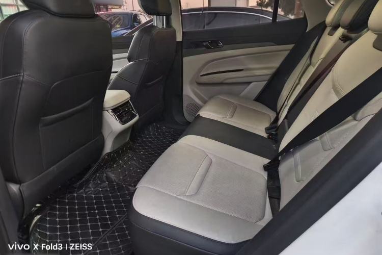 Used Ford Equator Sport 2022 EcoBoost 170 Platinum Edition Interior 5