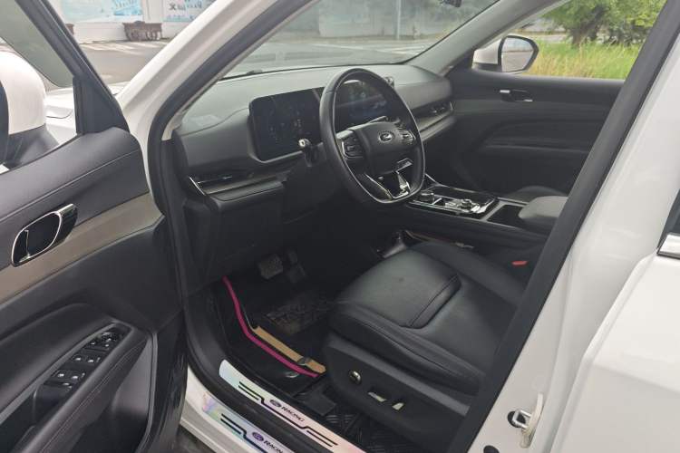Used Ford Equator Sport 2022 EcoBoost 170 Platinum Edition Interior 5