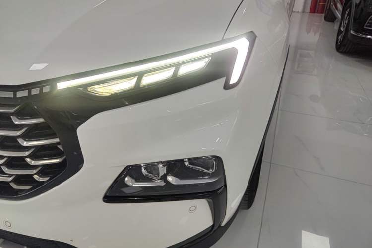 Used Ford Equator Sport 2022 EcoBoost 170 Premier Edition Left Front Headlight