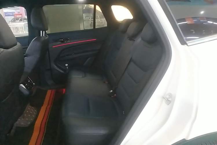 Used Ford Equator Sport 2022 EcoBoost 170 Premier PLUS Trim Left Rear Seat