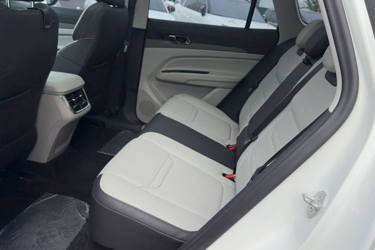 Used Ford Equator Sport 2022 EcoBoost 170 Platinum Edition Left Rear Seat