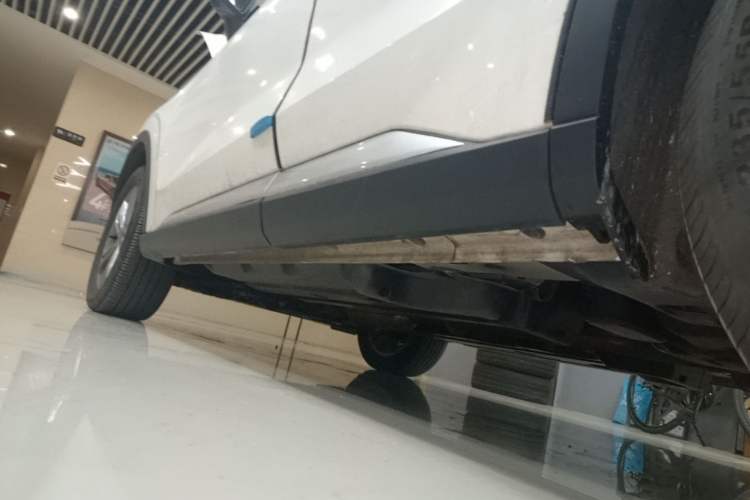 Used Ford Equator Sport 2022 EcoBoost 170 Platinum Edition Left Side Sill