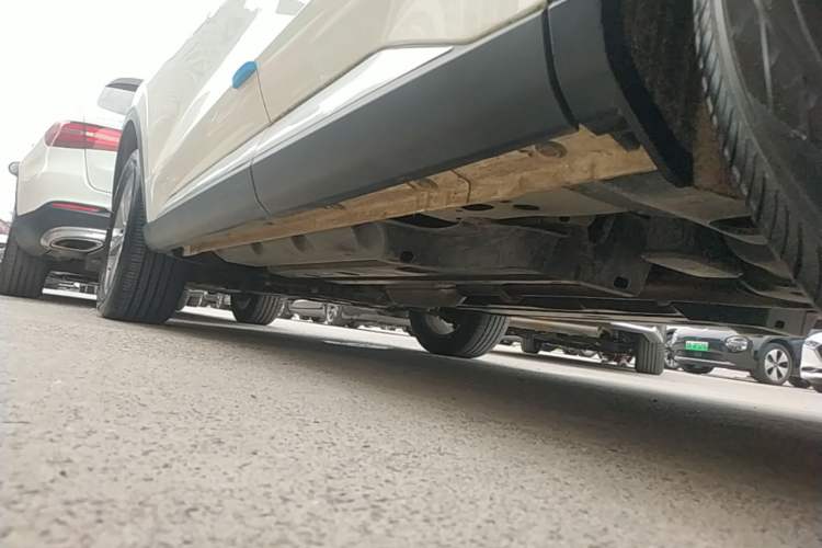 Used Ford Equator Sport 2022 EcoBoost 170 Platinum Edition Left Side Sill