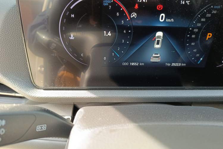 Used Ford Equator Sport 2022 EcoBoost 170 Platinum Edition Odometer Close Up