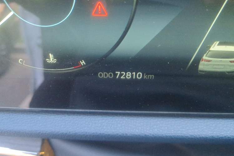 Used Ford Equator Sport 2022 Restyled EcoBoost 170 Prestige PLUS Trim Odometer Close Up