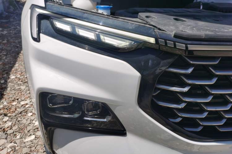 Used Ford Equator Sport 2022 EcoBoost 170 Platinum Edition Right Front Headlight