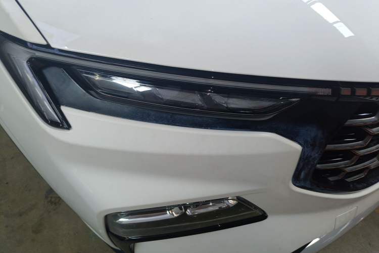 Used Ford Equator Sport 2022 EcoBoost 170 Premier Edition Right Front Headlight