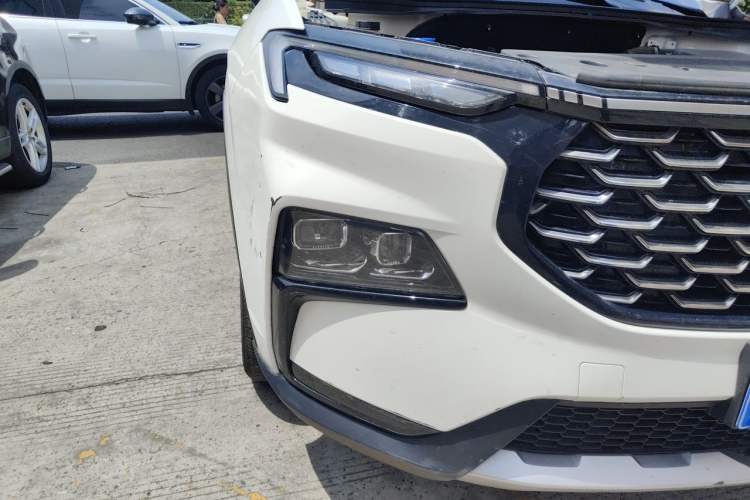 Used Ford Equator Sport 2022 EcoBoost 170 Platinum Edition Right Front Headlight
