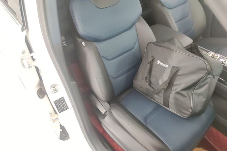 Used Ford Equator Sport 2022 EcoBoost 170 Premier Edition Right Front Seat