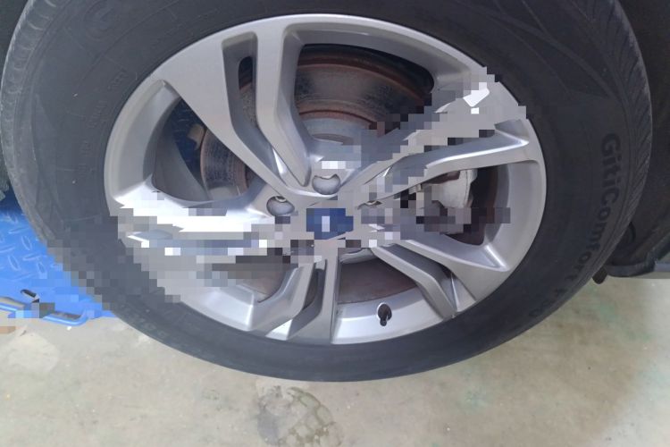 Used Ford Equator Sport 2022 EcoBoost 170 Premier Edition Right Front Wheel Hub