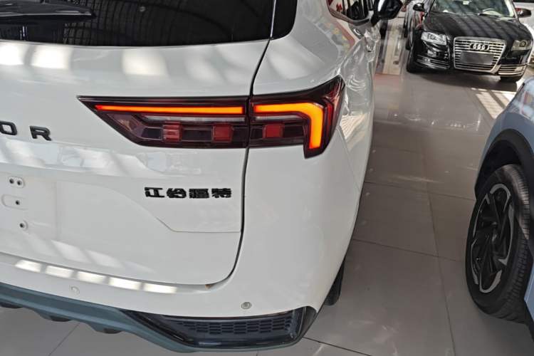 Used Ford Equator Sport 2022 Edge EcoBoost 170 Light & Shadow Right Rear Taillight