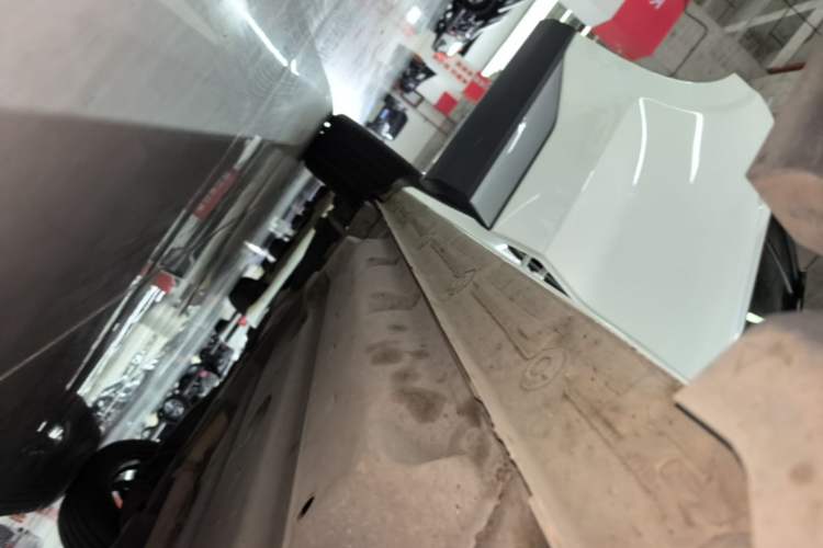 Used Ford Equator Sport 2022 Facelift EcoBoost 170 Prestige Model Right Side Sill