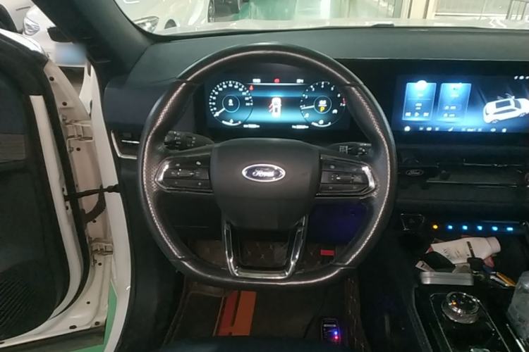 Used Ford Equator Sport 2022 EcoBoost 170 Premier PLUS Trim Steering Wheel