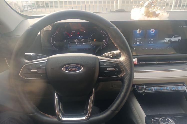 Used Ford Equator Sport 2022 EcoBoost 170 Platinum Edition Steering Wheel