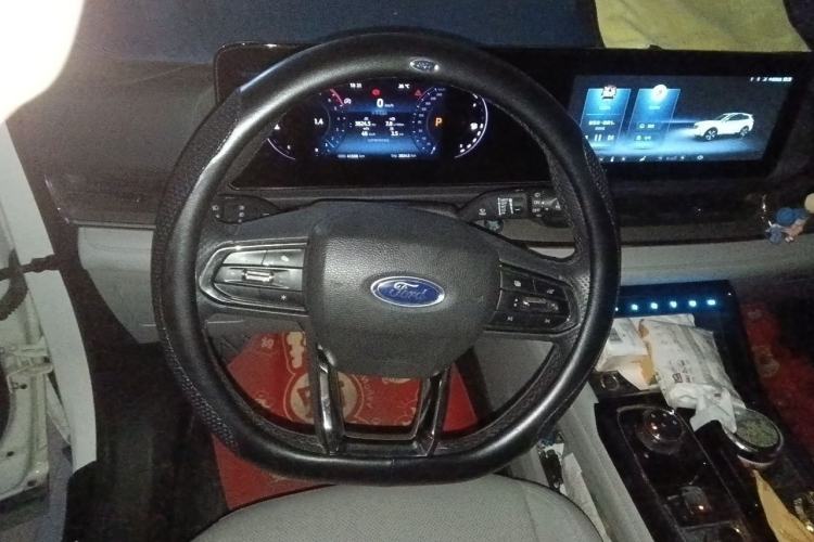 Used Ford Equator Sport 2022 EcoBoost 170 Platinum Edition Steering Wheel