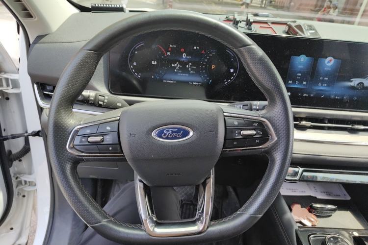 Used Ford Equator Sport 2022 EcoBoost 170 Platinum Edition Steering Wheel