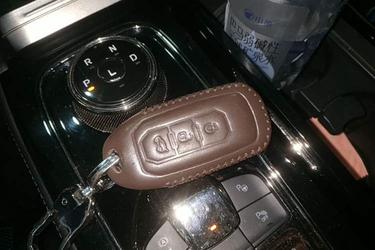 Used Ford Equator Sport 2022 EcoBoost 170 Premier PLUS Trim Vehicle Key