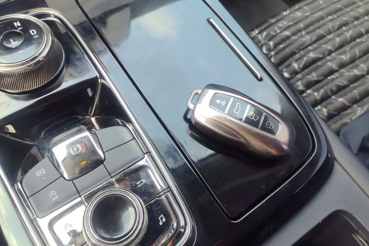 Used Ford Equator Sport 2022 EcoBoost 170 Premier Edition Vehicle Key