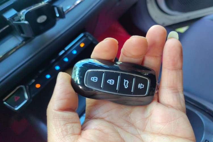 Used Ford Equator Sport 2022 EcoBoost 170 Platinum Edition Vehicle Key