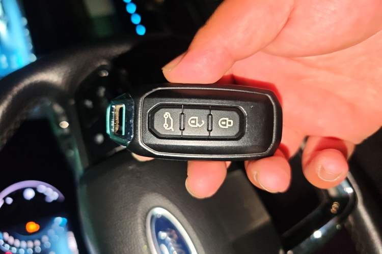 Used Ford Equator Sport 2022 EcoBoost 170 Platinum Edition Vehicle Key