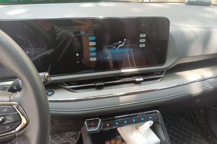 Used Ford Equator Sport 2023 EcoBoost 170 Elite Model Audio And AC Panel