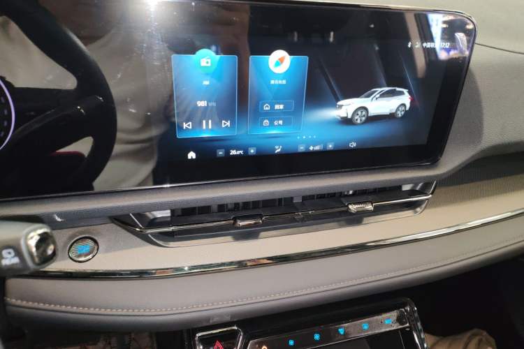 Used Ford Equator Sport 2023 EcoBoost 170 Platinum Edition Audio And AC Panel