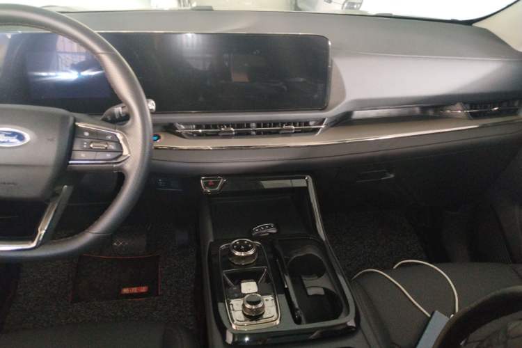 Used Ford Equator Sport 2023 EcoBoost 170 Elite Model Audio And AC Panel