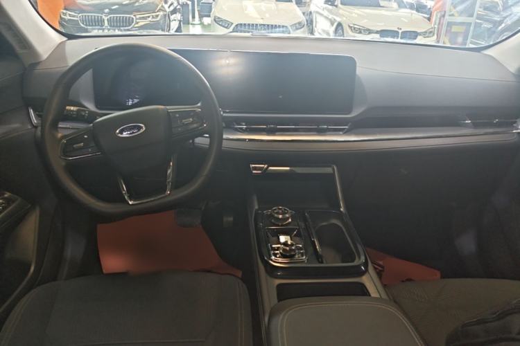 Used Ford Equator Sport 2023 EcoBoost 170 Prime Edition Center Console