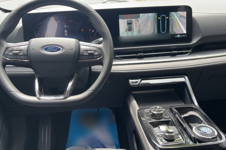 Used Ford Equator Sport 2023 EcoBoost 170 Prime Edition Center Console