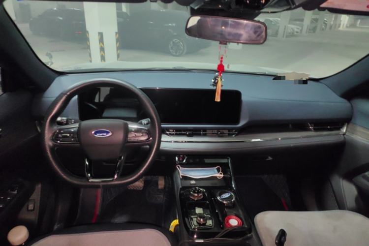 Used Ford Equator Sport 2023 EcoBoost 170 Premier Edition Center Console