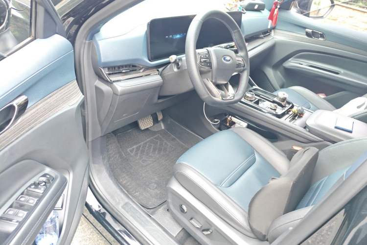 Used Ford Equator Sport 2023 EcoBoost 170 Premier Edition Driver Seat