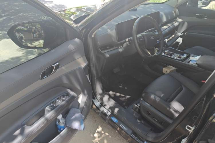 Used Ford Equator Sport 2023 EcoBoost 170 Elite Model Driver Seat