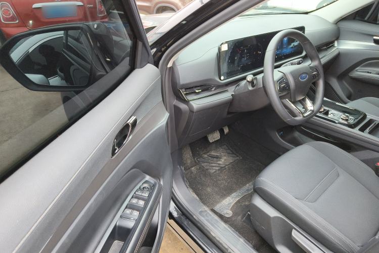 Used Ford Equator Sport 2023 EcoBoost 170 Prime Edition Driver Seat