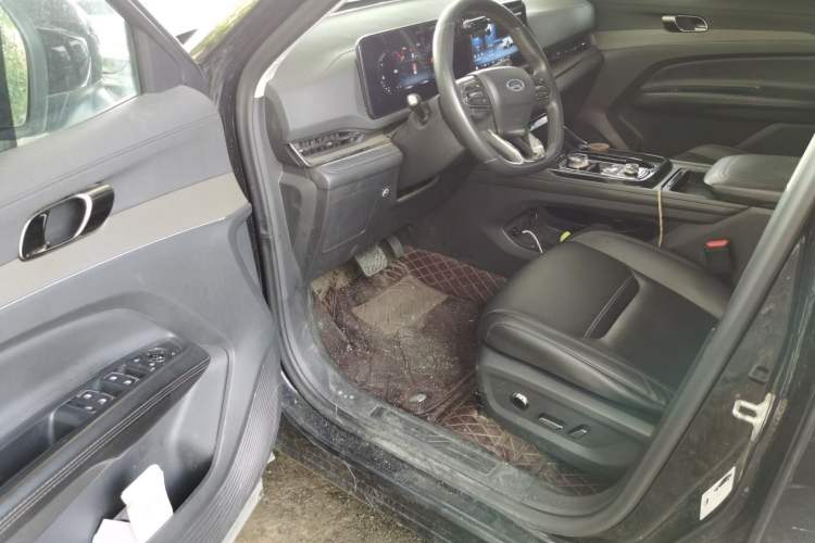 Used Ford Equator Sport 2023 EcoBoost 170 Elite Model Driver Seat