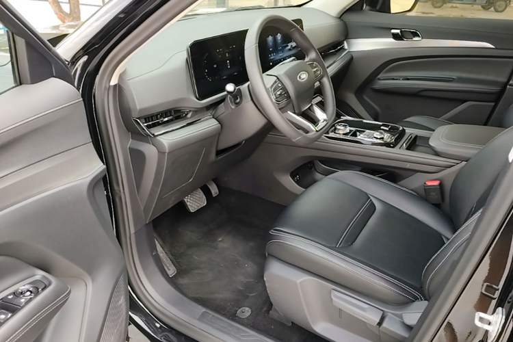 Used Ford Equator Sport 2023 EcoBoost 170 Prime Edition Driver Seat