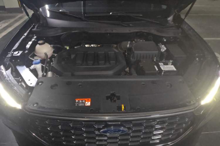 Used Ford Equator Sport 2023 EcoBoost 170 Prime Edition Engine Bay