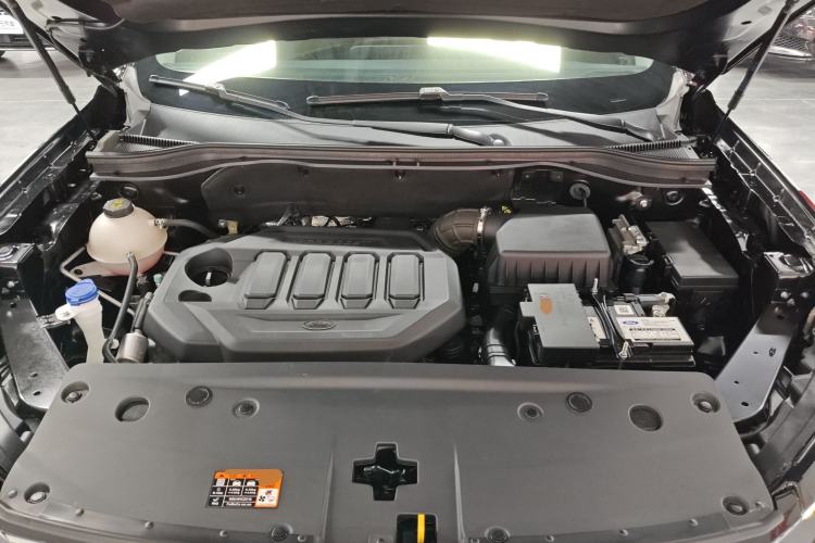 Used Ford Equator Sport 2023 EcoBoost 170 Platinum Edition Engine Bay