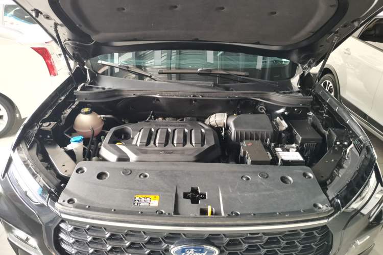 Used Ford Equator Sport 2023 EcoBoost 170 Prime Edition Engine Bay