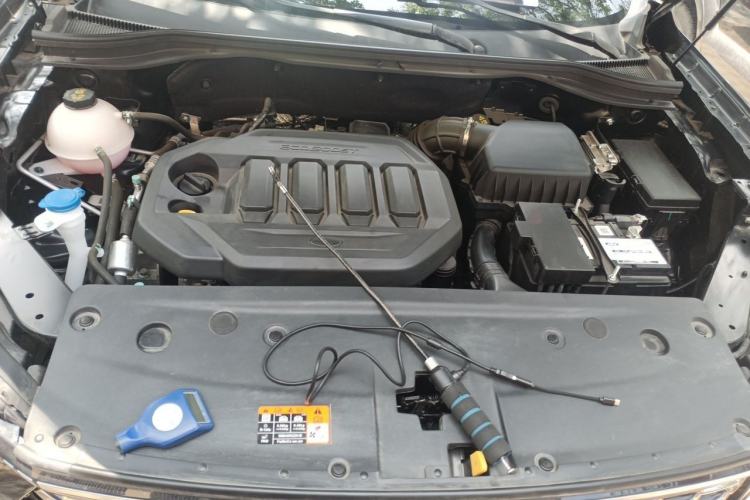 Used Ford Equator Sport 2023 EcoBoost 170 Elite Model Engine Bay