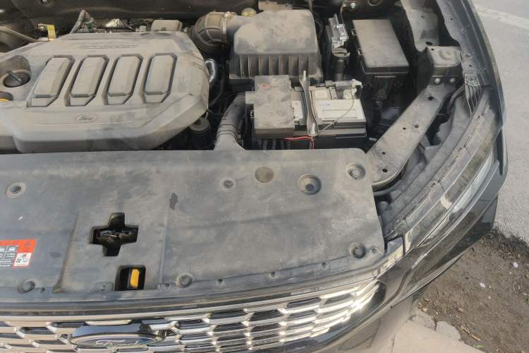 Used Ford Equator Sport 2023 EcoBoost 170 Elite Model Engine Bay Left