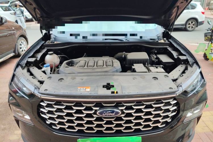 Used Ford Equator Sport 2023 EcoBoost 170 Elite Model Engine Bay